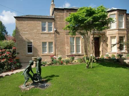 Mount Ceres Hotel Bonnyrigg ภายนอก รูปภาพ